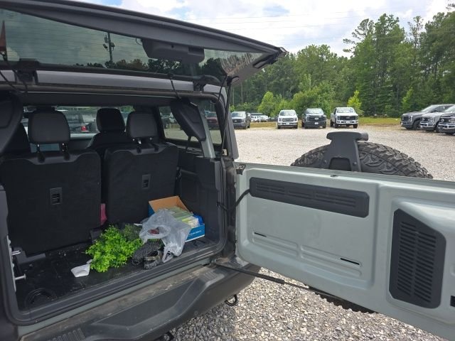 Used 2022 Green Ford Badlands image 6