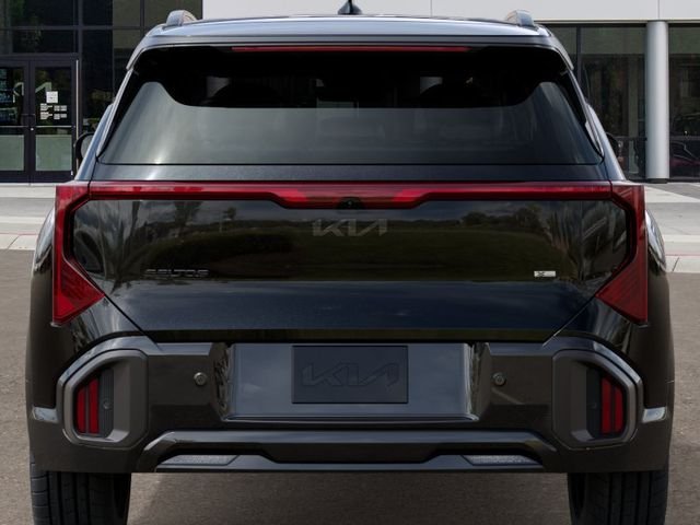 New 2027 Black Kia X-Line S image 13