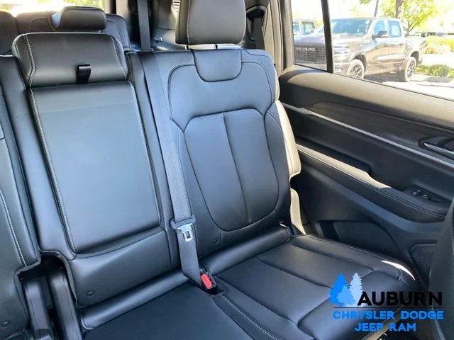 New 2026 Baltic Gray Metallic Clearcoat Jeep Limited image 24