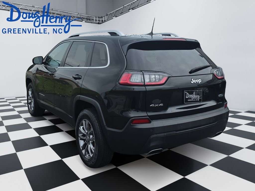 Used 2020 Black Jeep Latitude Plus image 3