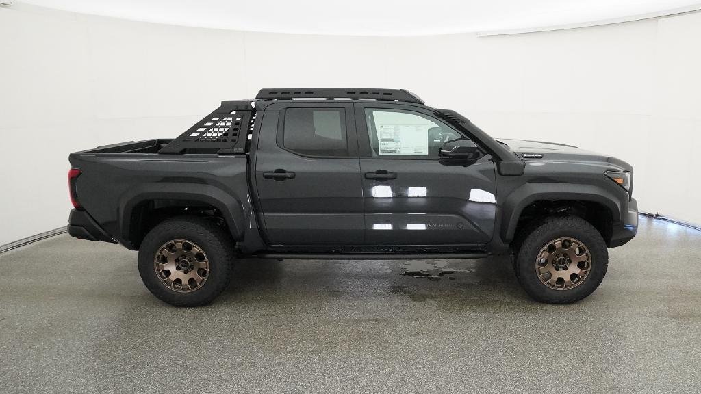 2025 Toyota Tacoma Trailhunter - Photo 6