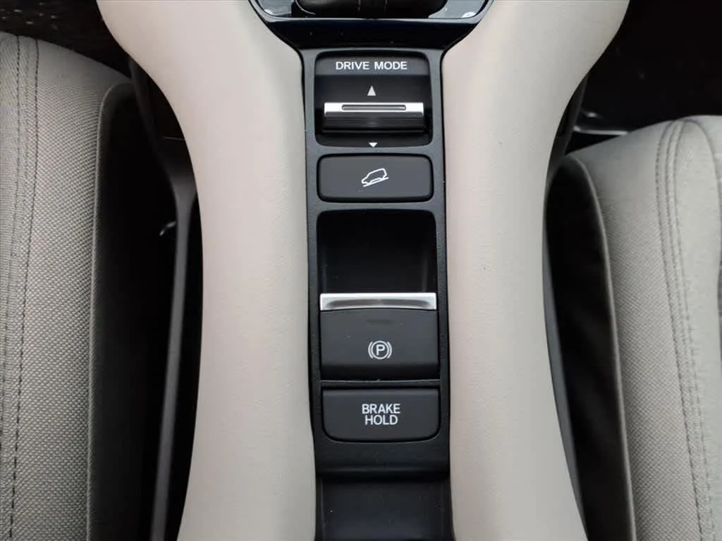 New 2027 Nordic Forest Pearl Honda LX image 10