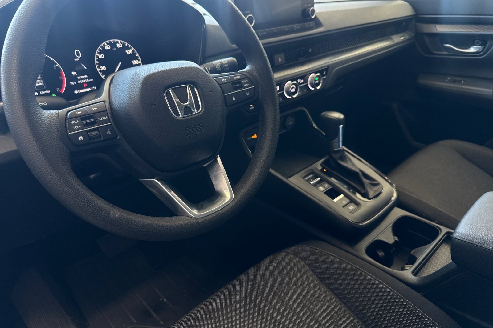 Certified Used 2025 Solar Silver Metallic Honda EX image 7