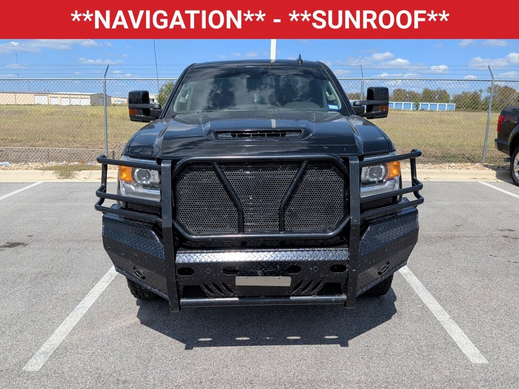 Used 2018 Onyx Black GMC Denali image 2