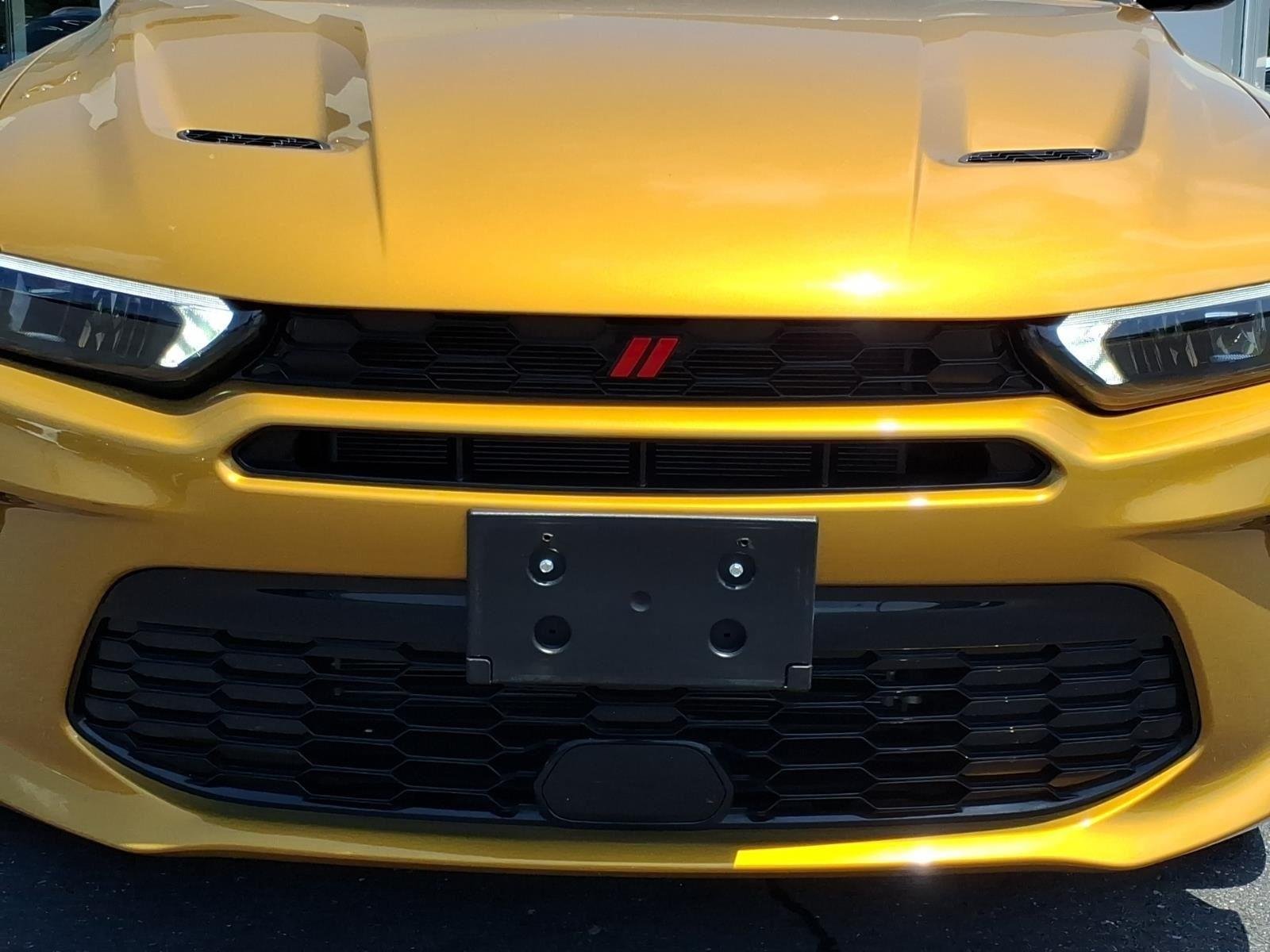 Used 2024 Acapulco Gold Dodge R/T image 15