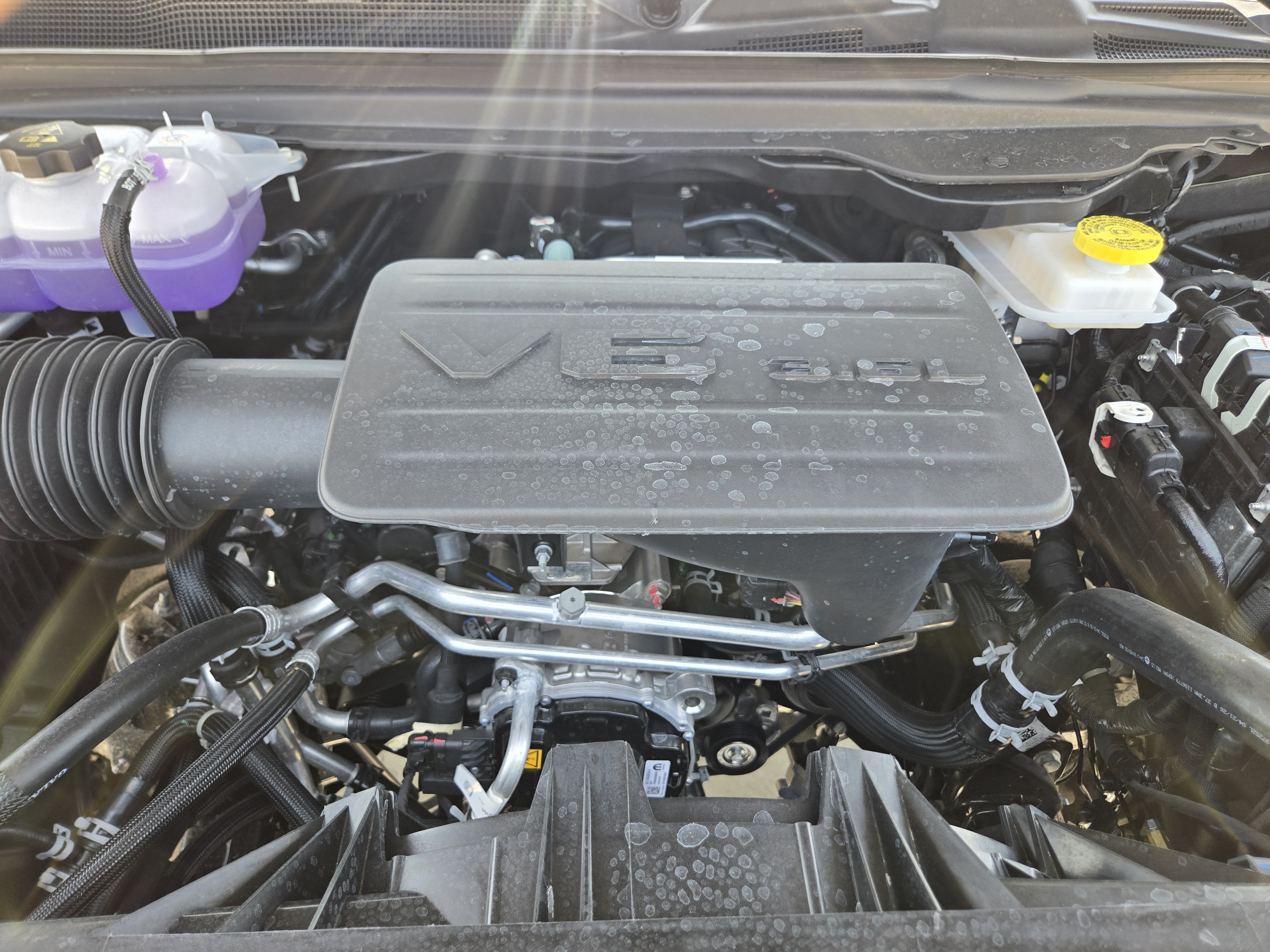 New 2026 Granite Crystal Metallic Clearcoat RAM Express image 20