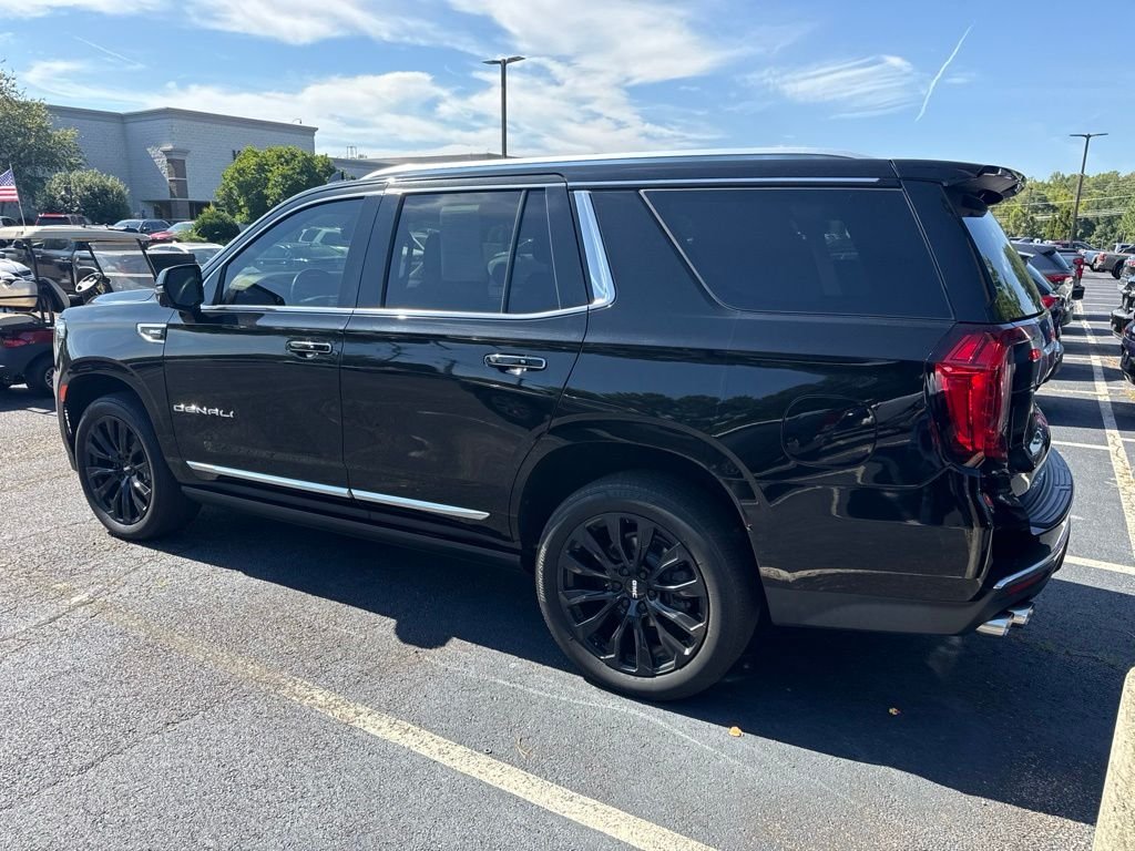 Used 2022 Black GMC Denali image 6