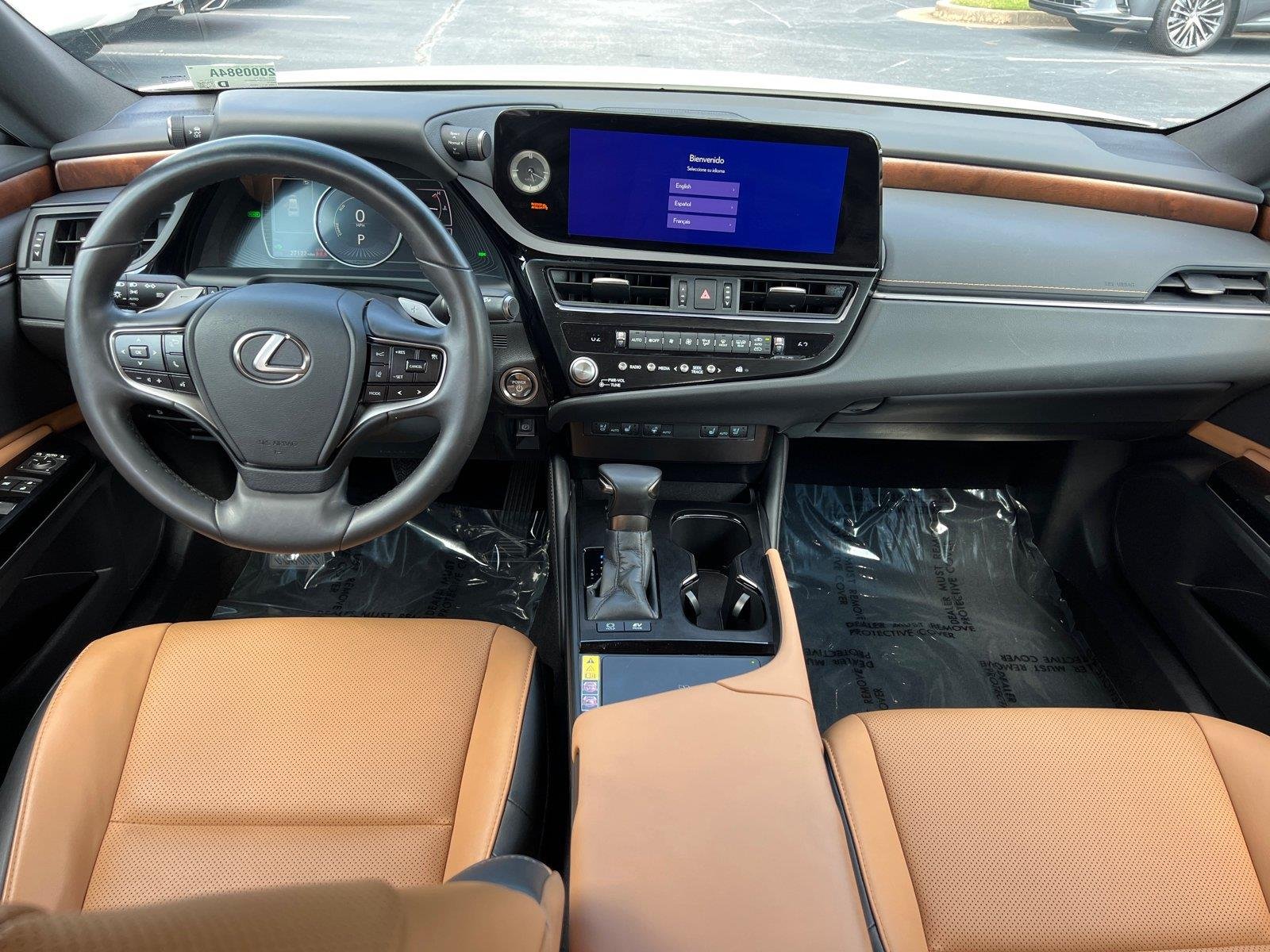 Used 2025 Eminent White Pearl Lexus ES 300h image 23
