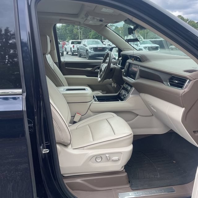 Used 2024 Midnight Blue Metallic GMC Denali image 7