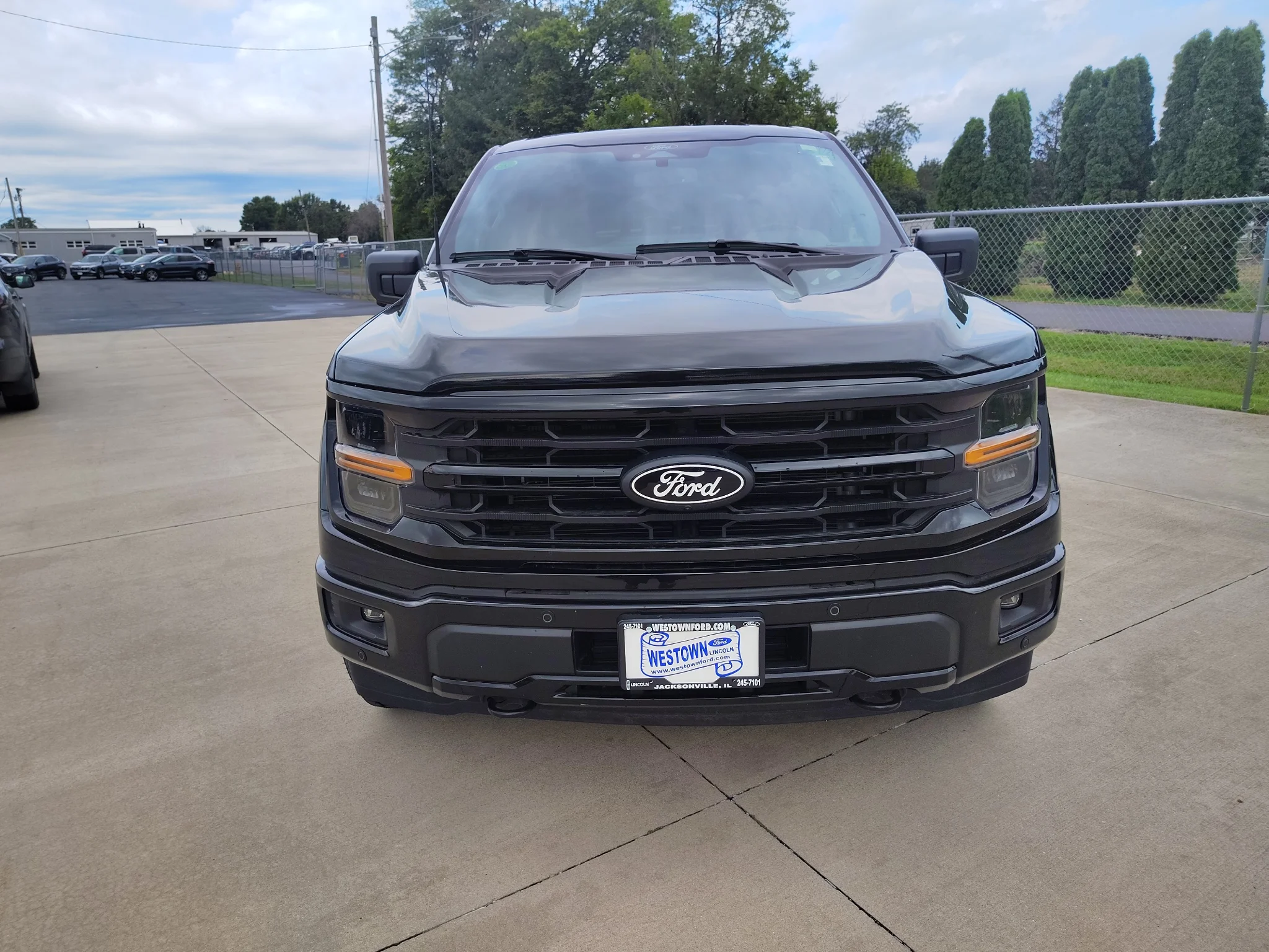 Used 2024 Agate Black Metallic Ford XLT image 8