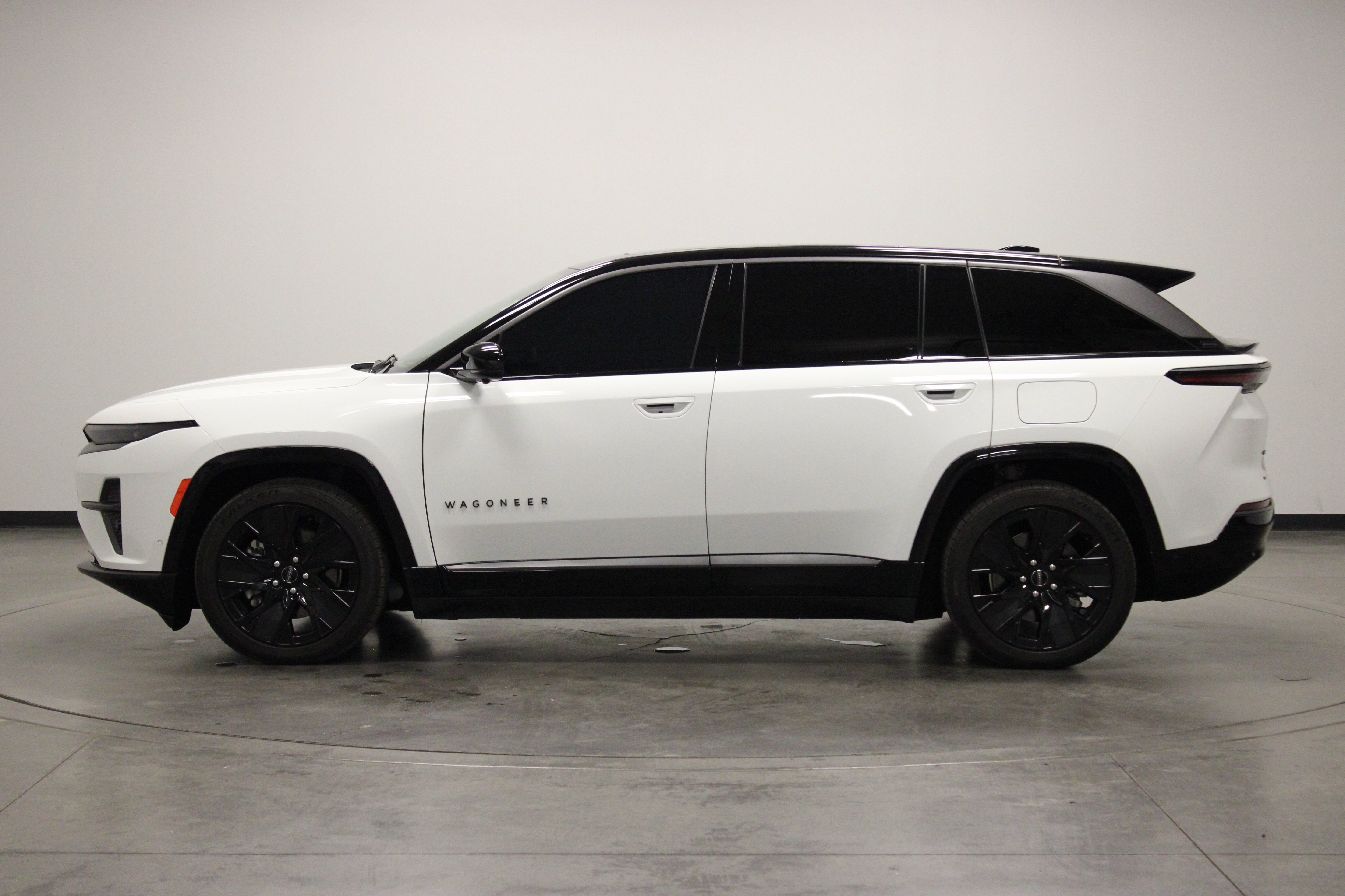 Used 2024 Bright White Clearcoat Jeep Launch Edition image 5