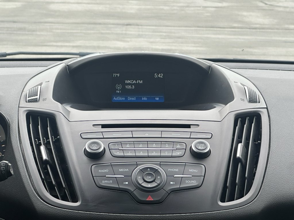 Used 2018 Blue Lightning Ford SE image 19