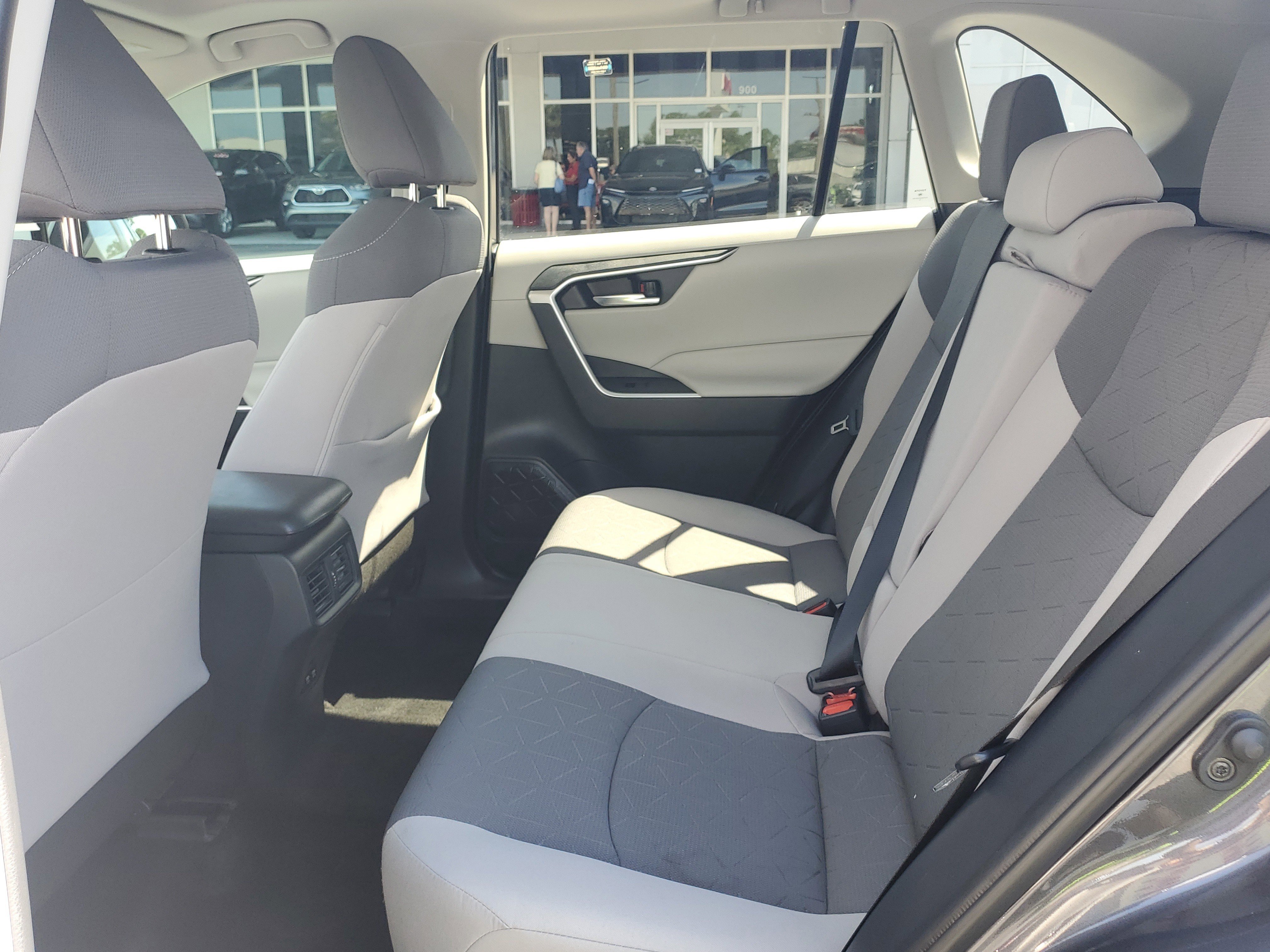 Used 2020 Magnetic Gray Metallic Toyota XLE image 12