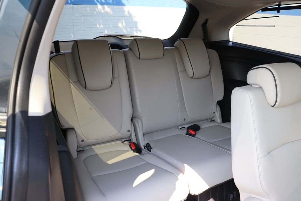 Used 2026 Gray Honda Touring image 15