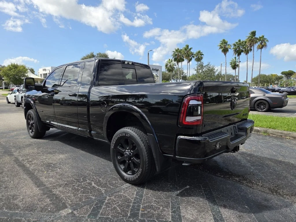 Used 2024 Diamond Black Crystal Pearlcoat Ram Laramie image 4