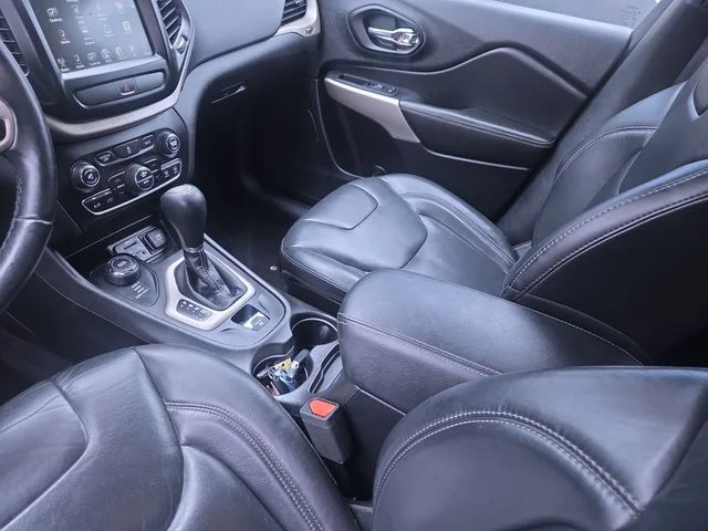 Used 2017 White Jeep Limited image 15