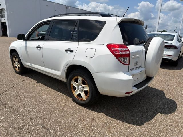 Used 2010 White Toyota NA image 4