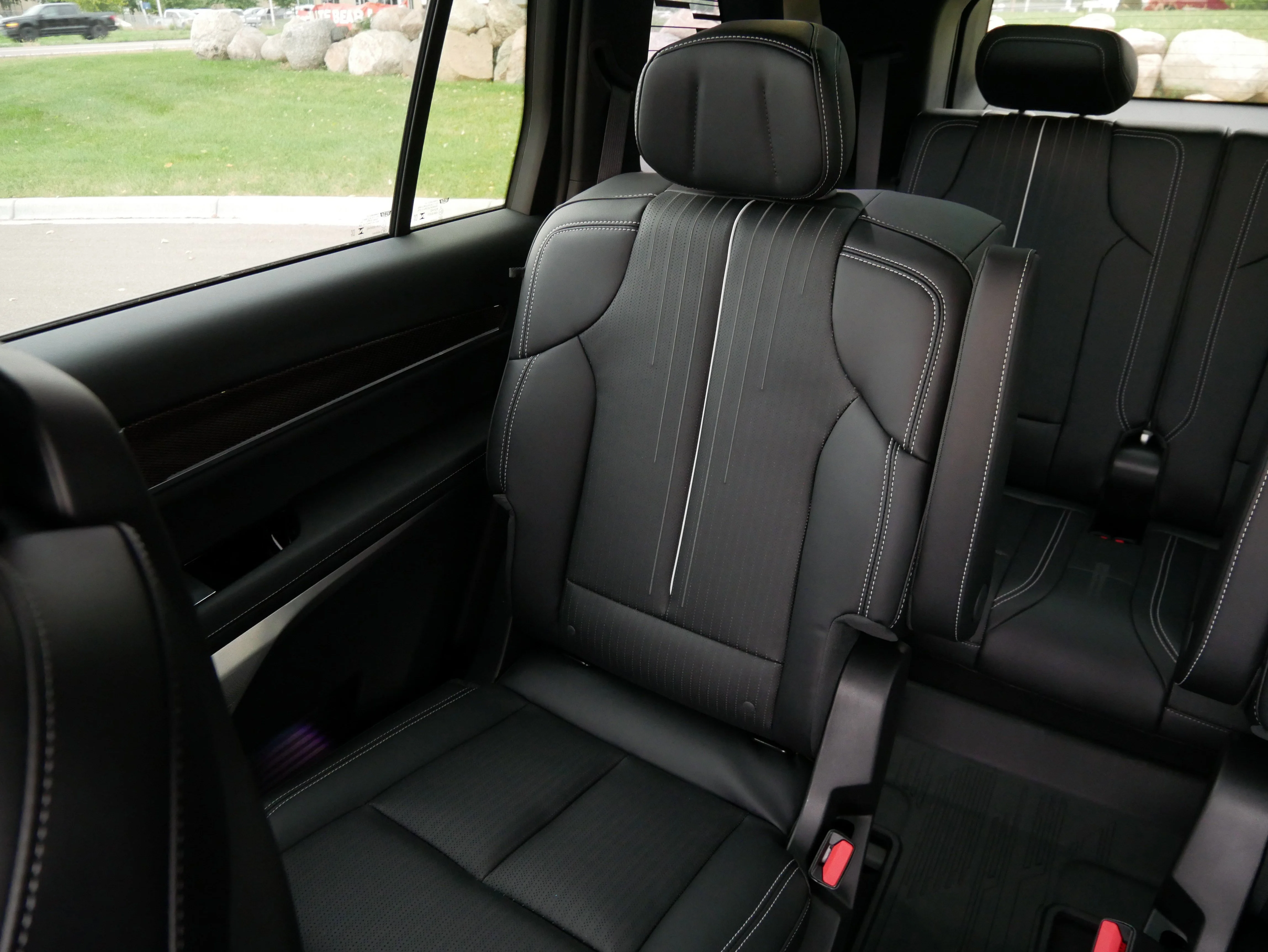 2026 Cadillac VISTIQ Sport - Photo 10