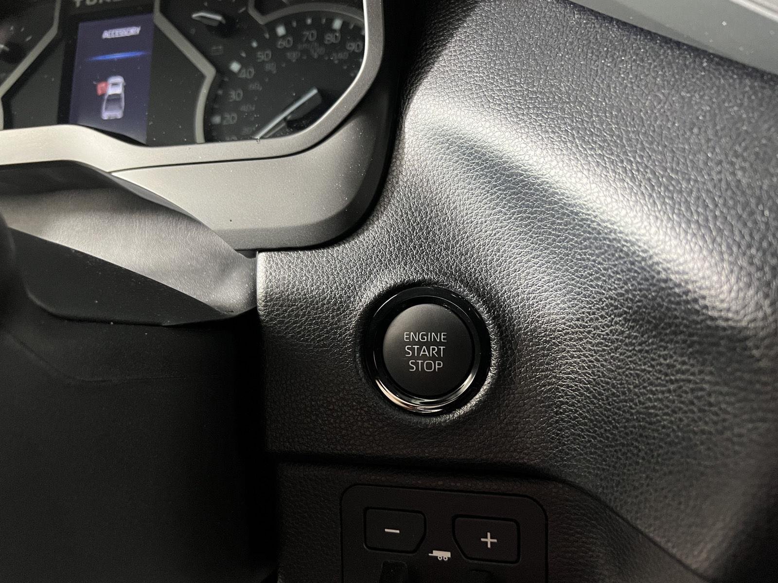 Used 2026 Ice Cap Toyota SR5 image 20