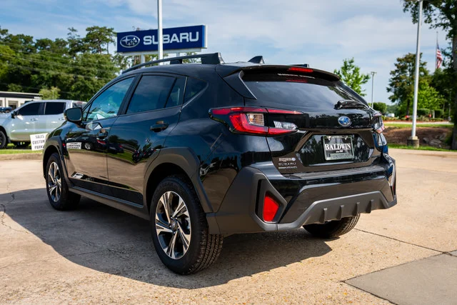 Certified Used 2025 Crystal Black Silica Subaru Premium image 4