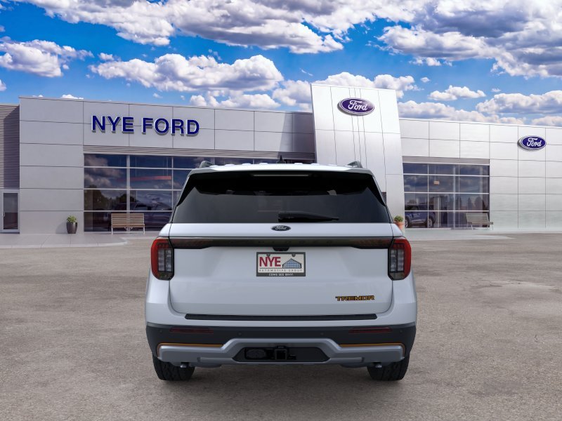 New 2026 Space White Metallic Ford Tremor® image 30