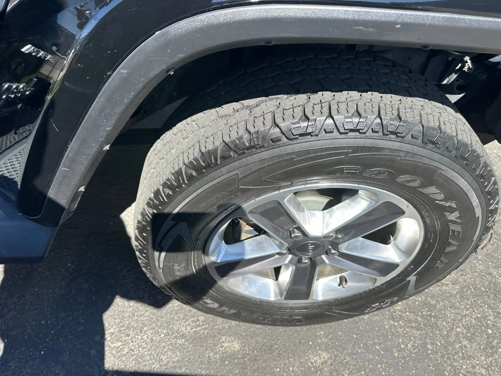 2020 Jeep Wrangler Unlimited Sahara - Photo 11