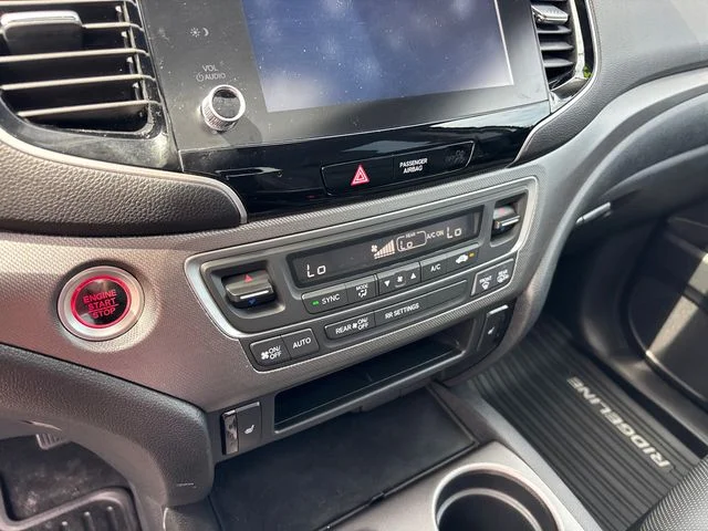 Used 2022 White Honda RTL image 24