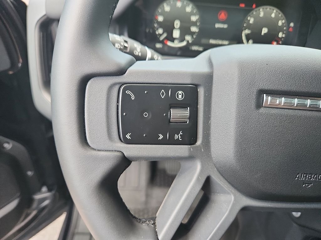 Used 2026 Santorini Black Metallic Land Rover S image 22