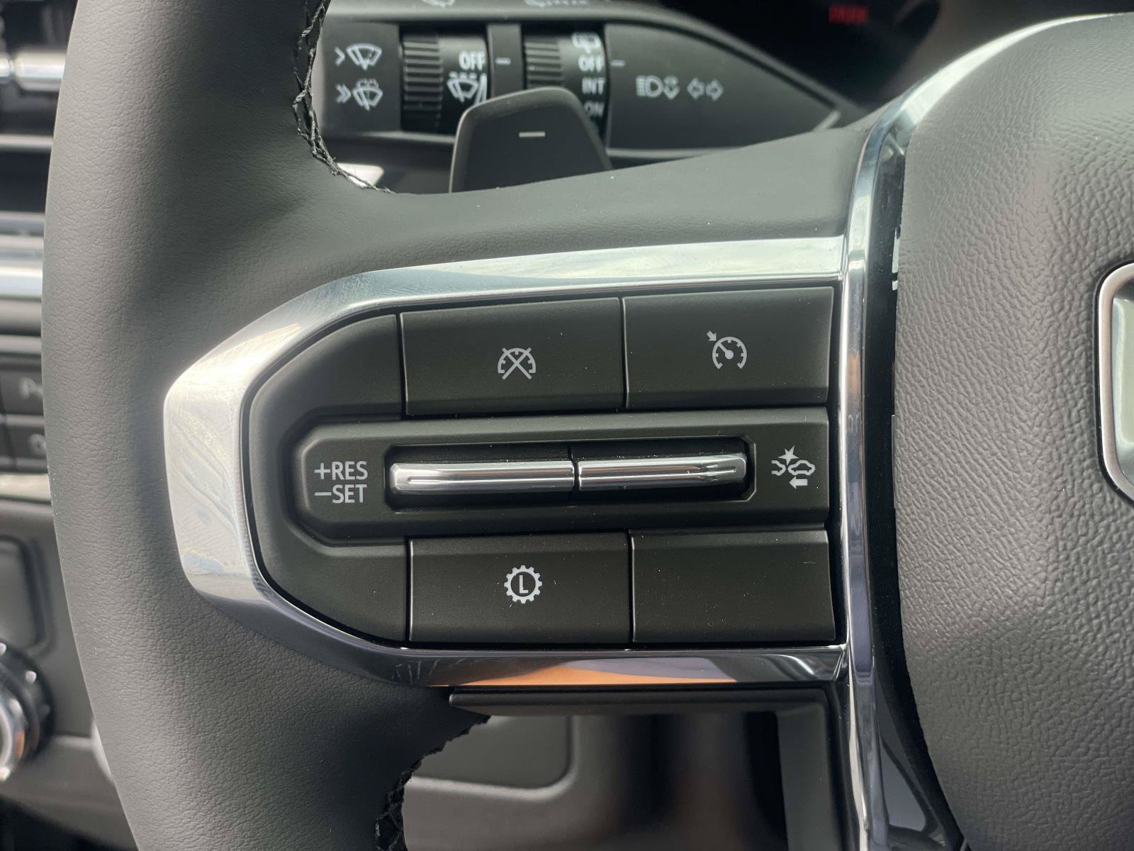 2026 GMC Yukon XL Elevation - Photo 11