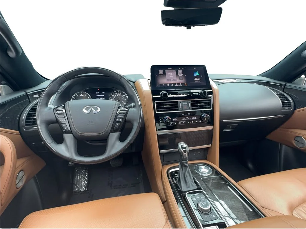 Used 2022 Black INFINITI Sensory image 30