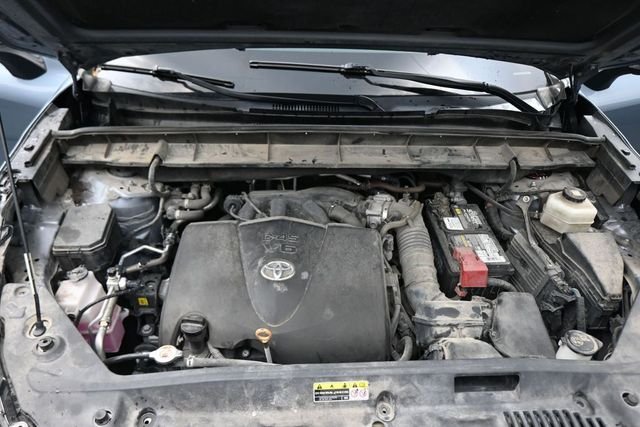 Used 2021 Blue Toyota Platinum image 12
