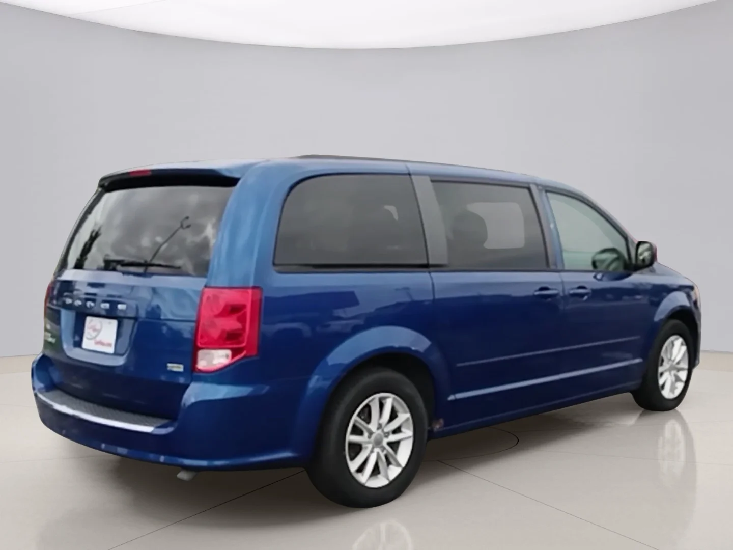 Used 2013 Blue Dodge SXT image 5