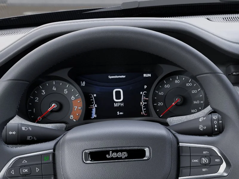 New 2026 Diamond Black Crystal Pearlcoat Jeep Latitude image 51