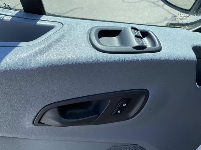 Used 2017 White Ford XLT image 34