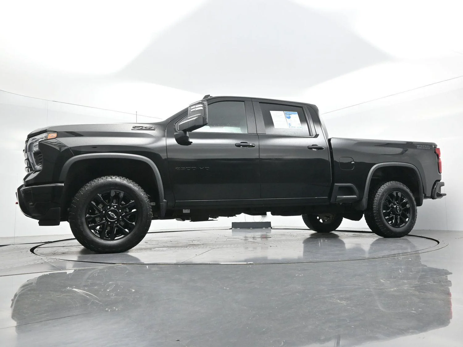 Used 2026 Black Chevrolet LT image 46