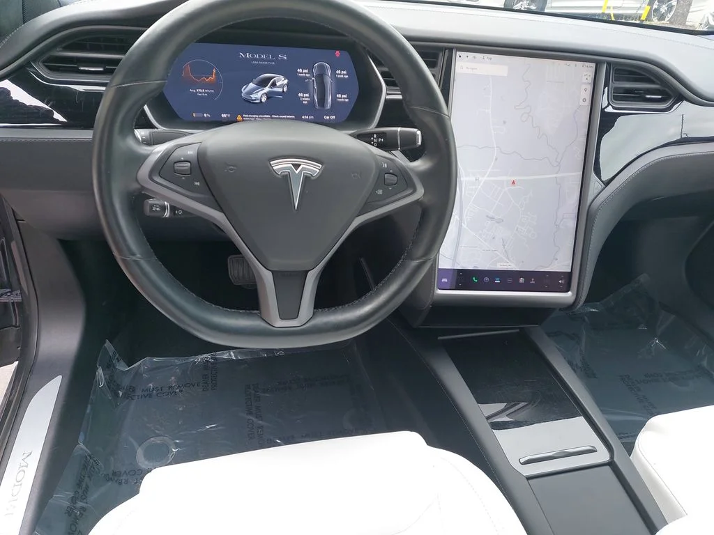 Used 2021  Tesla Long Range image 16