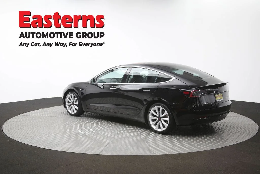 Used 2018 Black Tesla Mid Range image 58