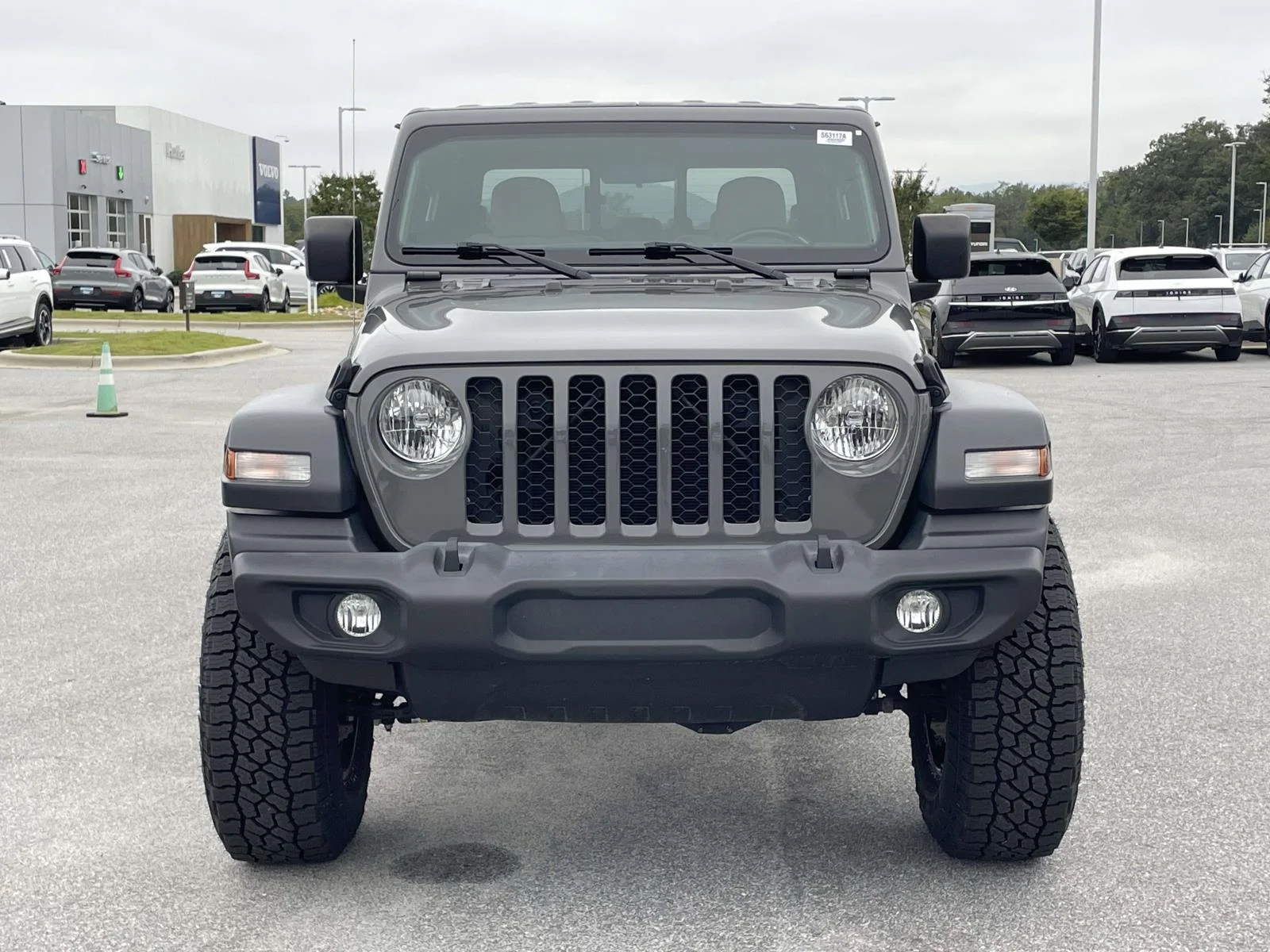 Used 2020 Sting-Gray Clearcoat Jeep Sport S image 22