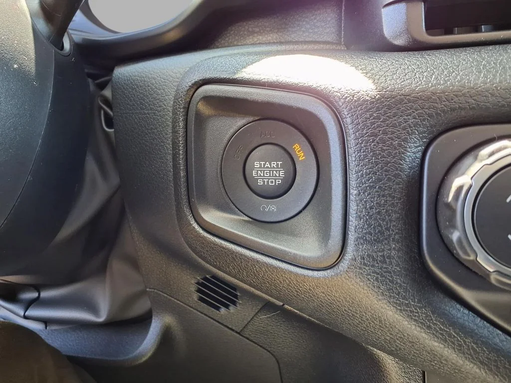 New 2026 Anvil Clear-Coat Exterior Paint Jeep Sport S image 8