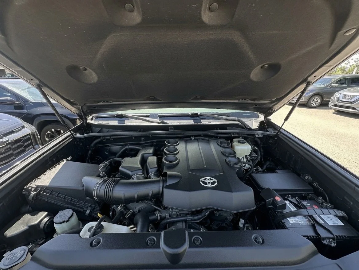 Used 2015 Gray Toyota SR5 image 7