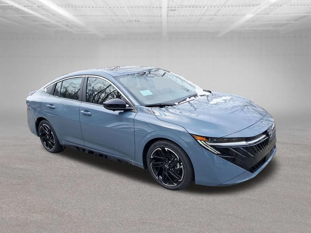 New 2026 Gray Nissan SR image 8