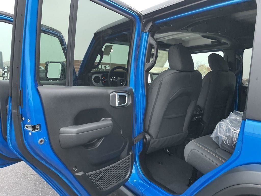 2026 Jeep Wrangler 4-Door Willys - Photo 29