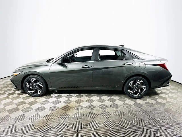 New 2026 Hyundai ELANTRA Limited