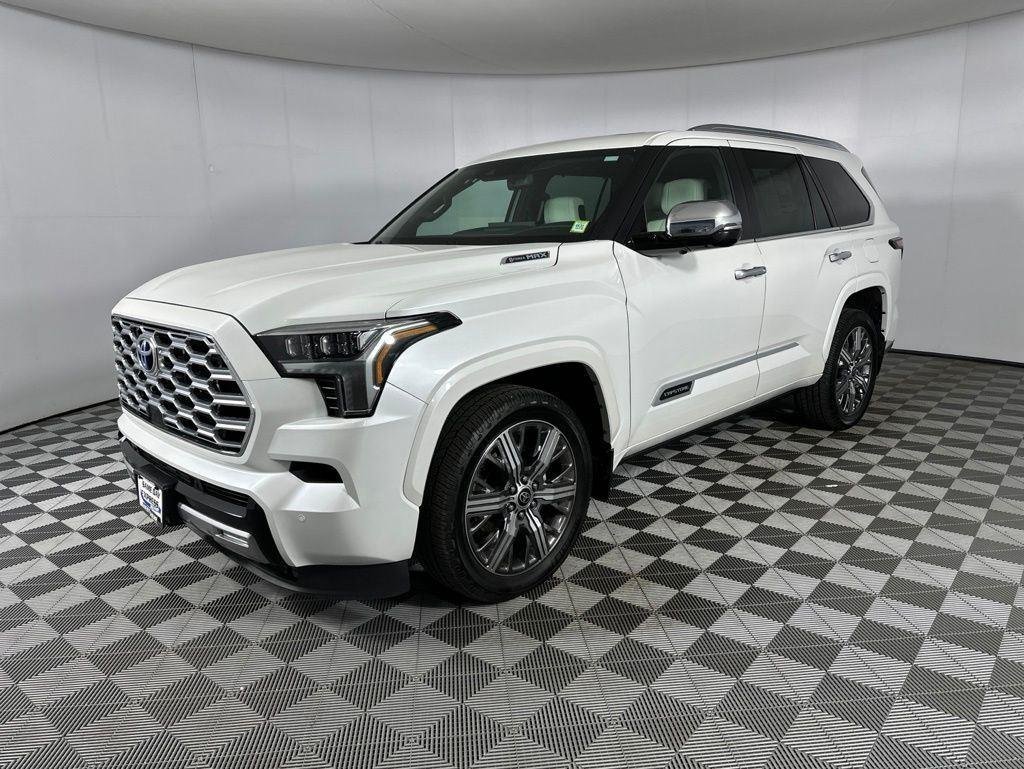 2024 Toyota Sequoia Capstone - Photo 8