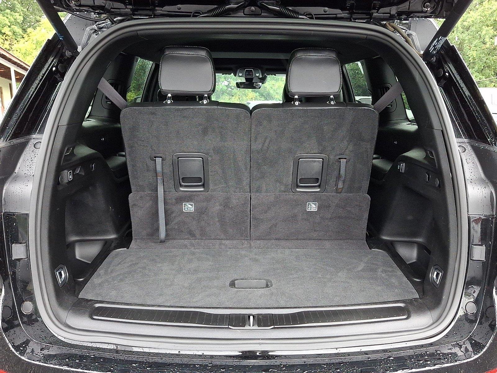 Used 2023 Diamond Black Crystal Pearlcoat Jeep Altitude X image 28