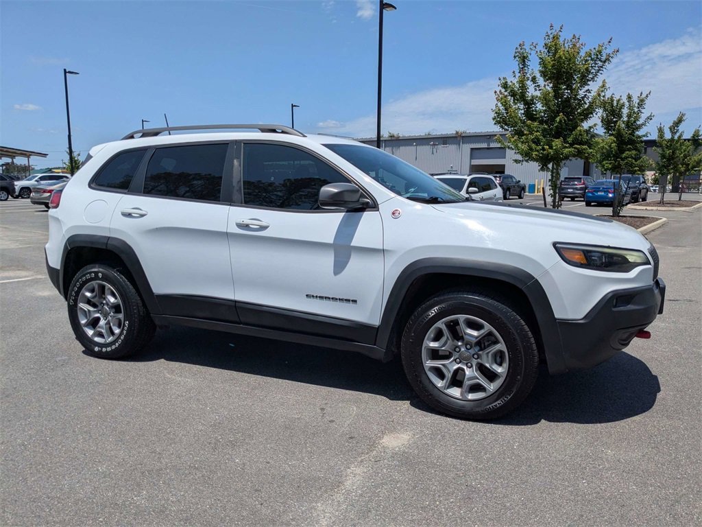 Used 2019 Jeep Cherokee Trailhawk with VIN 1C4PJMBX5KD298957 for sale in Franklin, VA