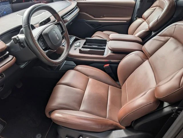 2025 Lincoln Navigator Reserve - Photo 8