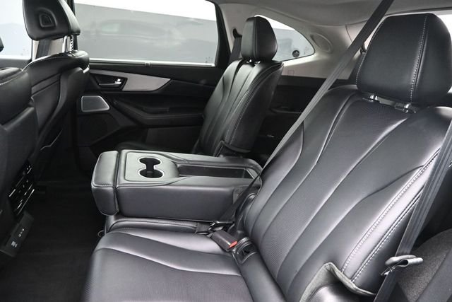Used 2025  Acura Technology Package image 15