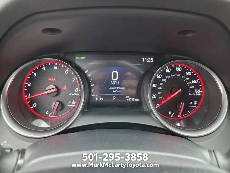 Used 2024 Ice Edge TOYOTA XSE AUTO image 22