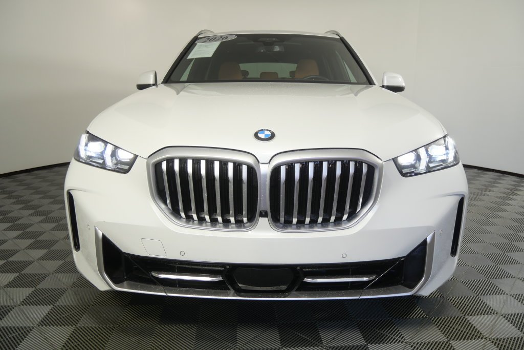 Certified Used 2026 Mineral White Metallic BMW sDrive40i image 9